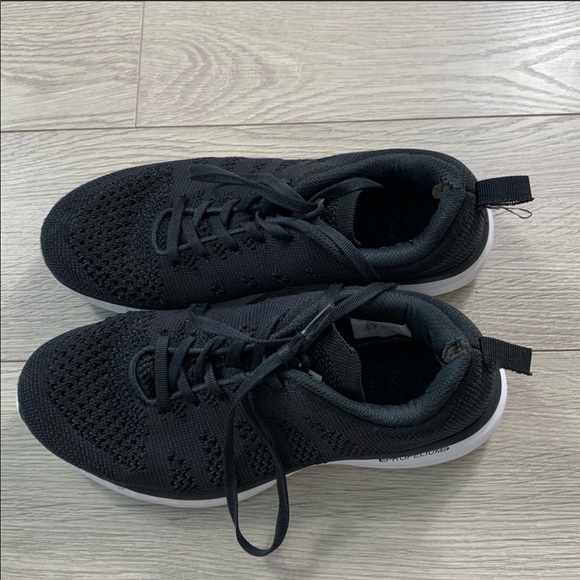*SOLD* APL x LuluLemon TechLoom Pro Black Running Training Sneaker Shoes - Picture 3 of 6